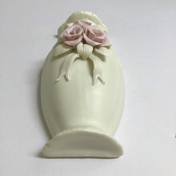Bisque Wall Pocket Vase Pink Roses Cream Bisque Bows Ceramic Cottagecore Vintage - Picture 4 of 10